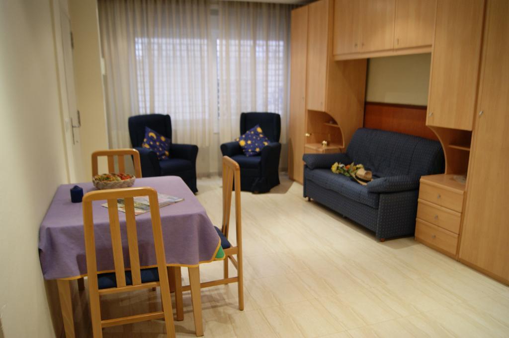 Agi Sant Antoni Apartamento Rosas Habitación foto